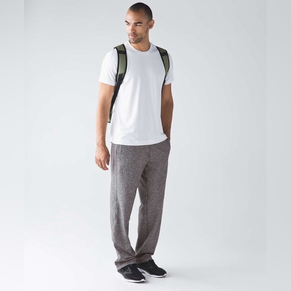 LULULEMON men’s | Kung fu sweat pant 2.0  | size medium - Picture 3 of 7